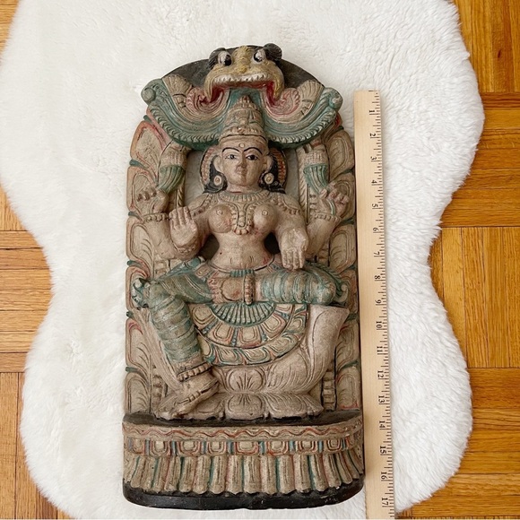 EXOTIC HINDU GODDESS WOOD SCULPTURE - Picture 4 of 7